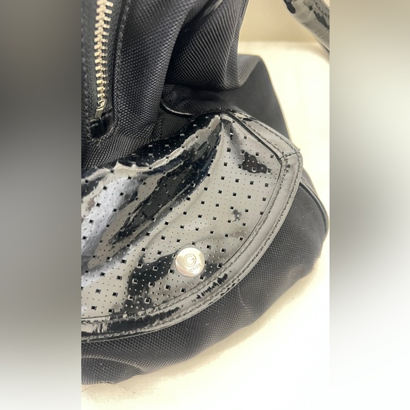 Cole Haan Canavas Patent Leather double handle Shoulder Handbag Black. - Picture 5 of 16